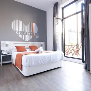 hostal-live-barcelona.topbarcelonahotels.com/